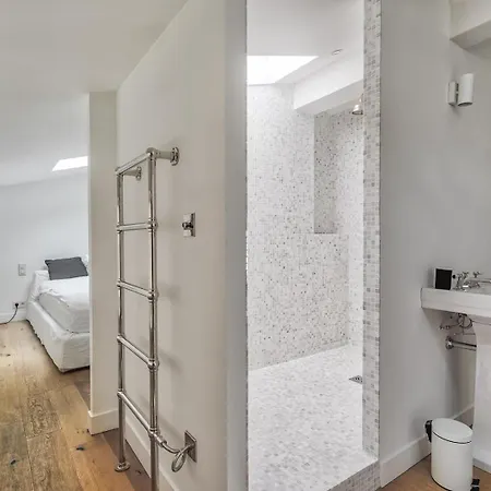 Superbe Loft Avec Patio à *