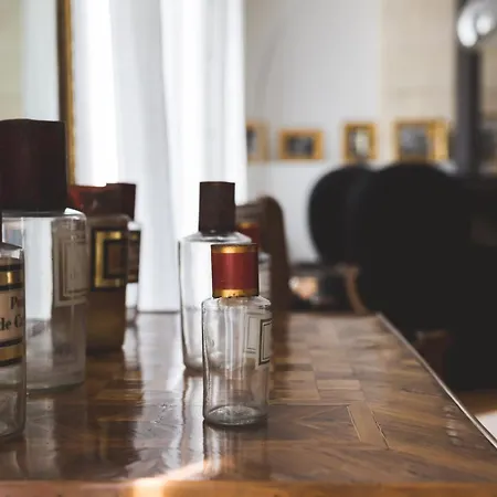 Superbe Loft Avec Patio A Apartament