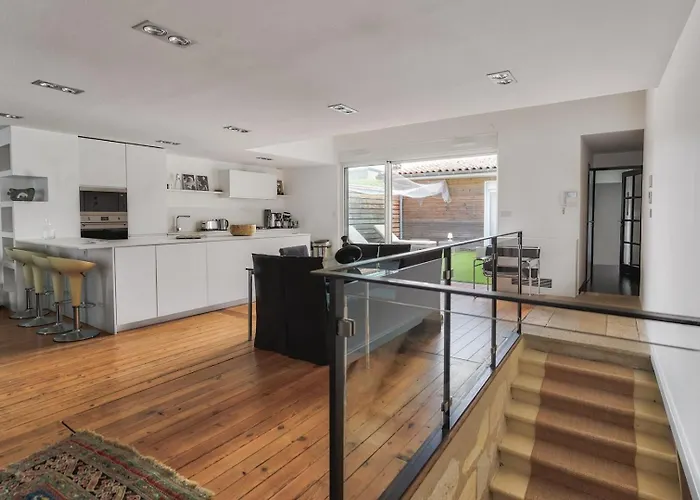 Superbe Loft Avec Patio A